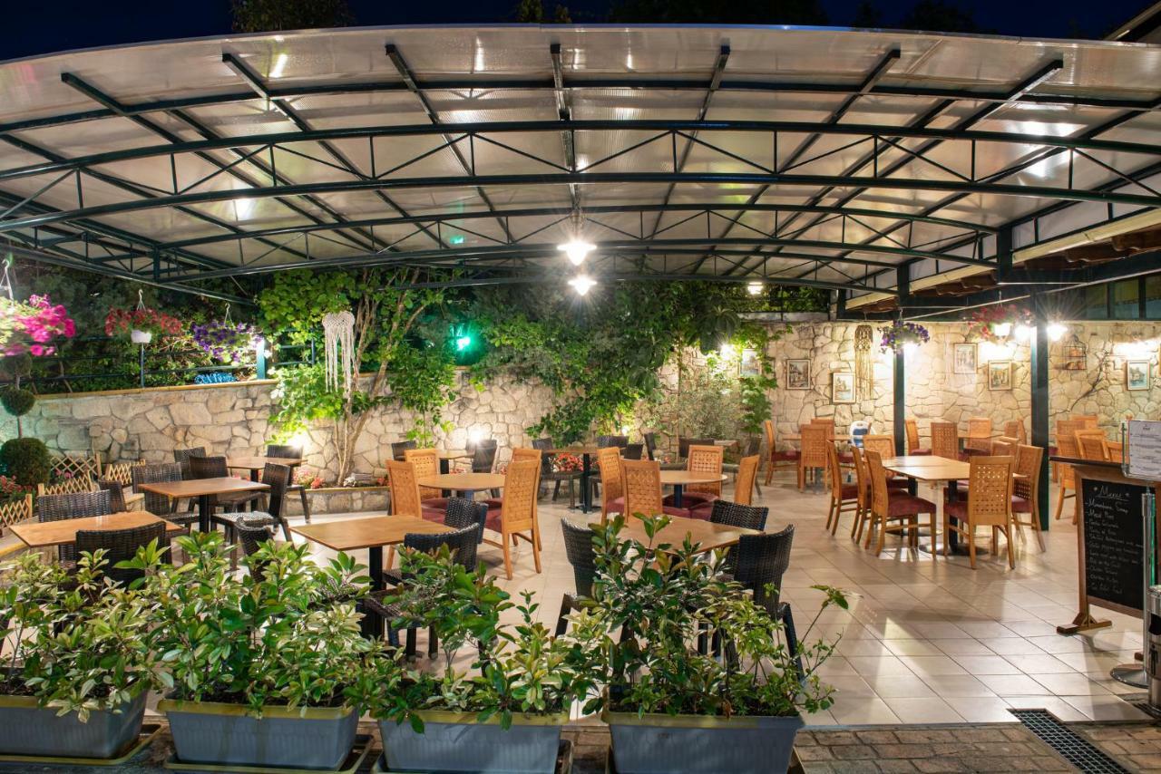 Lesse Hotel Chalkidiki Exterior photo