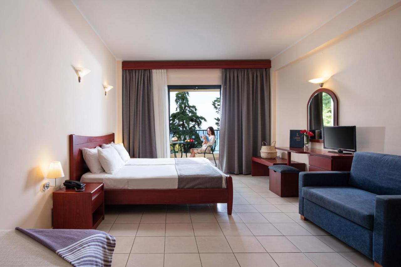 Lesse Hotel Chalkidiki Exterior photo